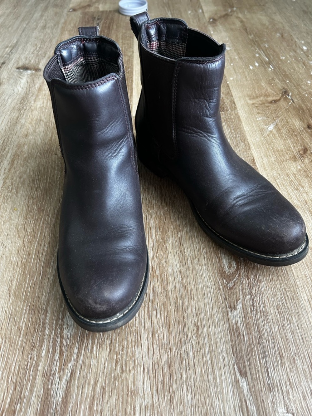 Ariat Brown Leather Chelsea Ankle Boots